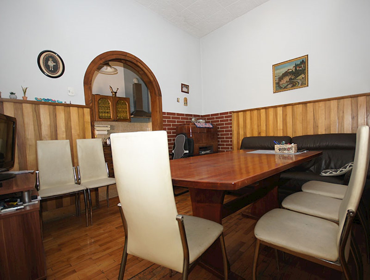Hiša Na predaj - ZAGREBAČKA SAMOBOR