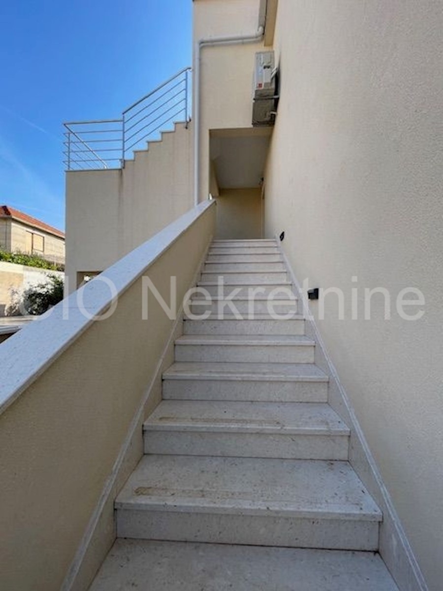 Maison À vendre - SPLITSKO-DALMATINSKA STARI GRAD