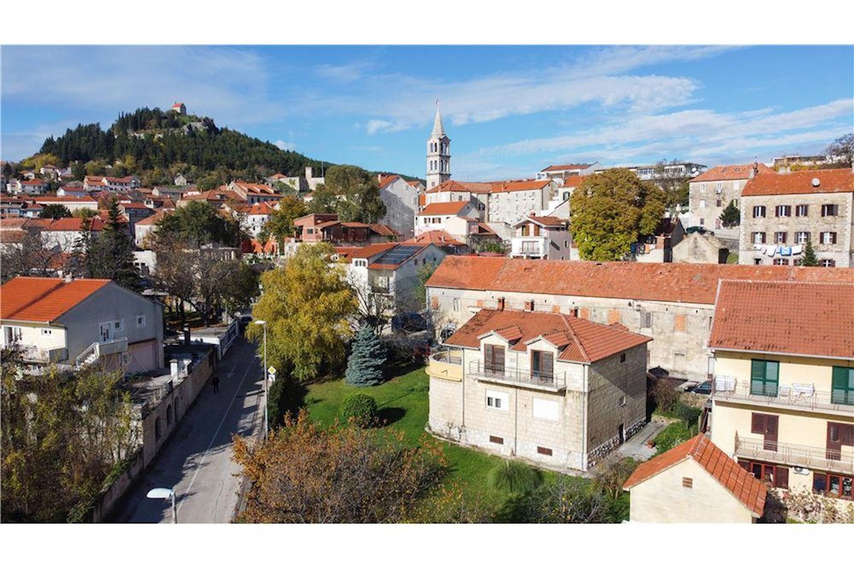 Casa In vendita - SPLITSKO-DALMATINSKA SINJ