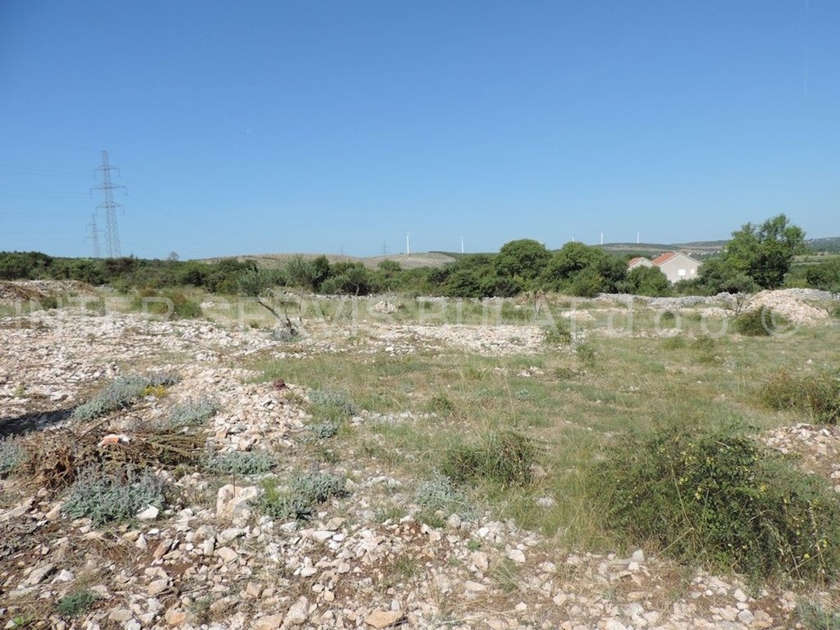 Land For sale - ŠIBENSKO-KNINSKA ŠIBENIK