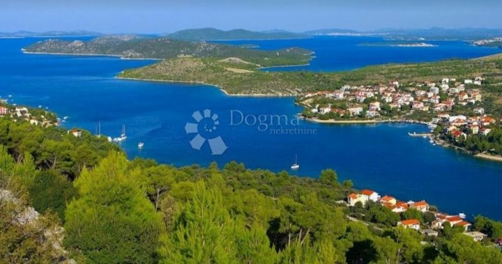 Pozemok na predaj 2130 m² – Grebaštica