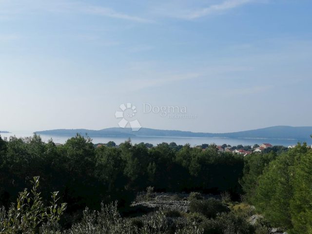 Land for sale 436 m² – Brodarica