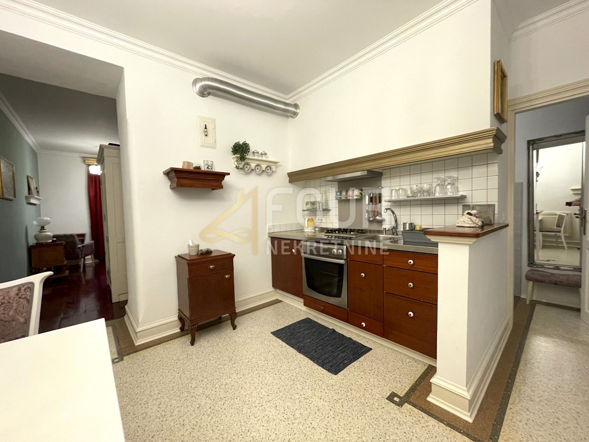 Apartment Zu verkaufen - PRIMORSKO-GORANSKA RIJEKA