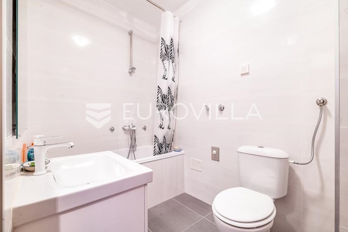 Flat For sale - ZAGREBAČKA DUBRAVA