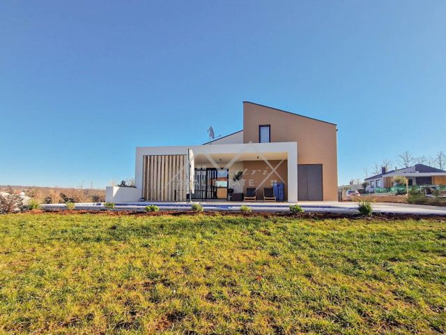 Kuća na prodaju 208 m² – Poreč