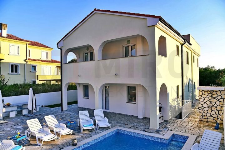 Haus Zu verkaufen - Primorsko-goranska Krk - foto 2/23