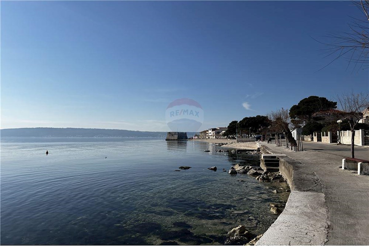 Hiša Na predaj - SPLITSKO-DALMATINSKA KAŠTELA