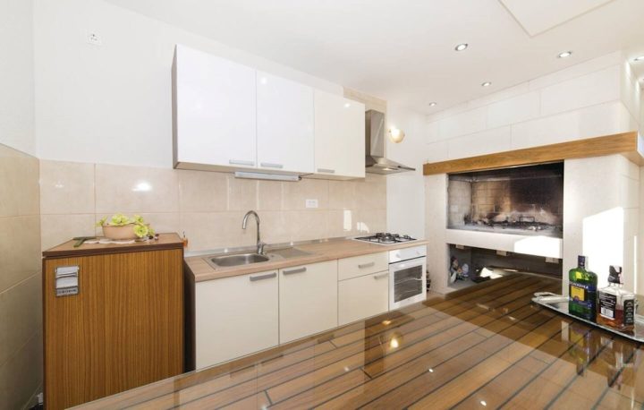Casa in vendita 299 m² – Kaštel Lukšić