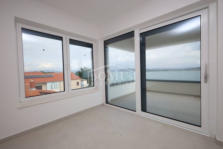 Apartma Naprodaj - šibensko-kninska Murter - foto 3/17