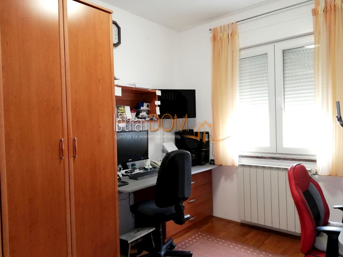 Haus Zu verkaufen - ISTARSKA PULA
