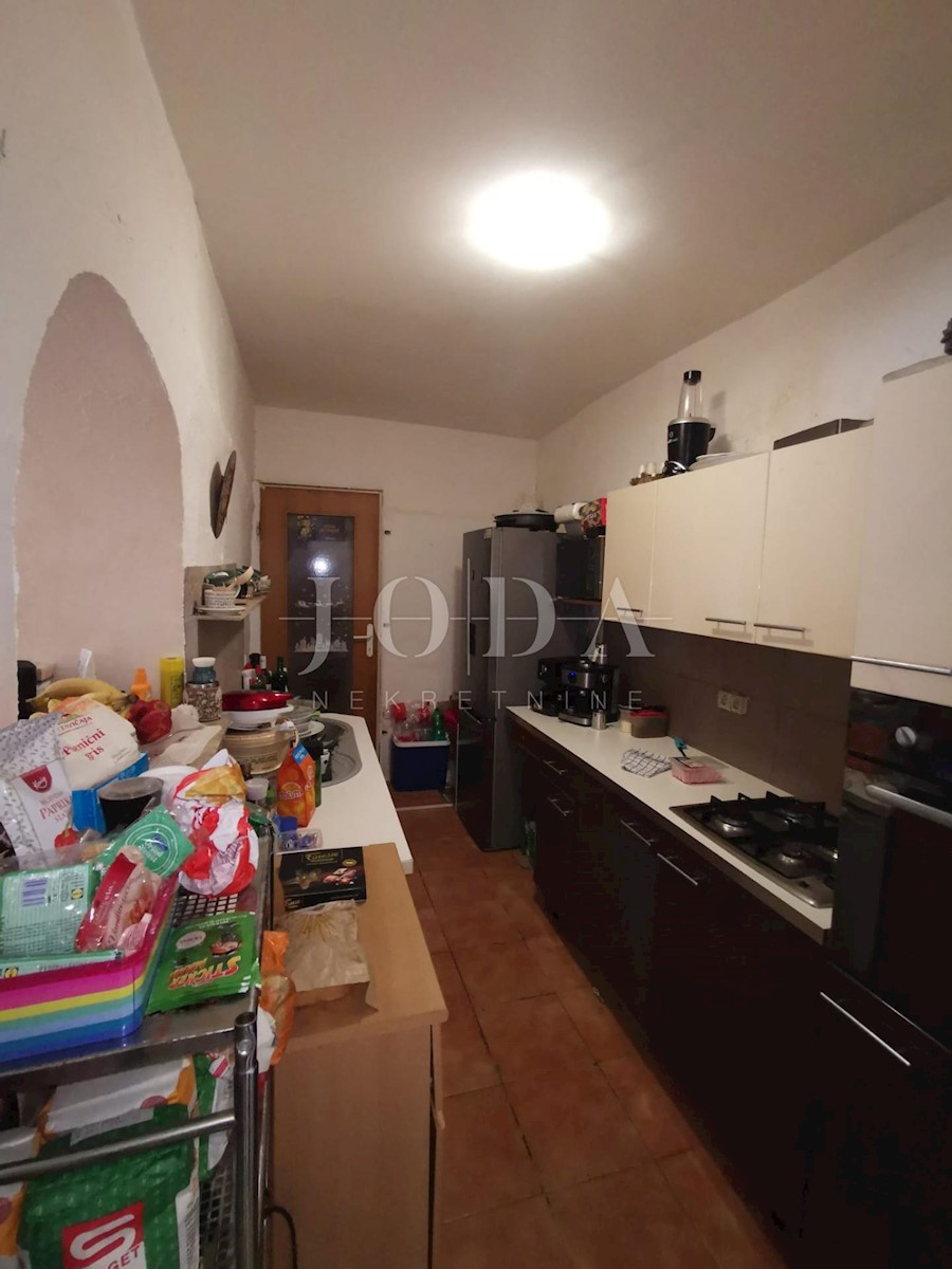 Kuća Na prodaju - PRIMORSKO-GORANSKA VINODOLSKA OPĆINA