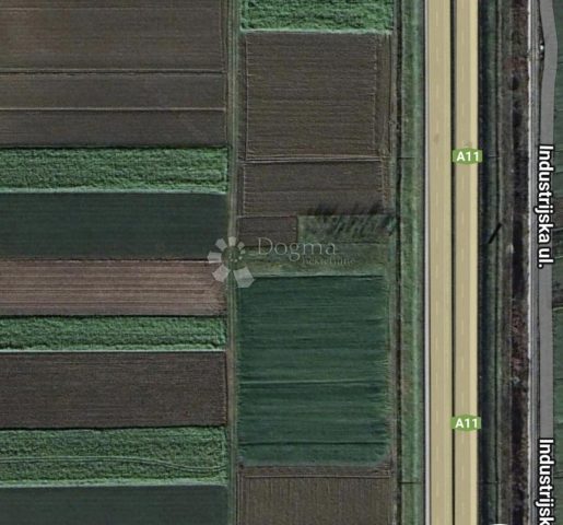 Działka na sprzedaż 2166 m² – Donja Lomnica