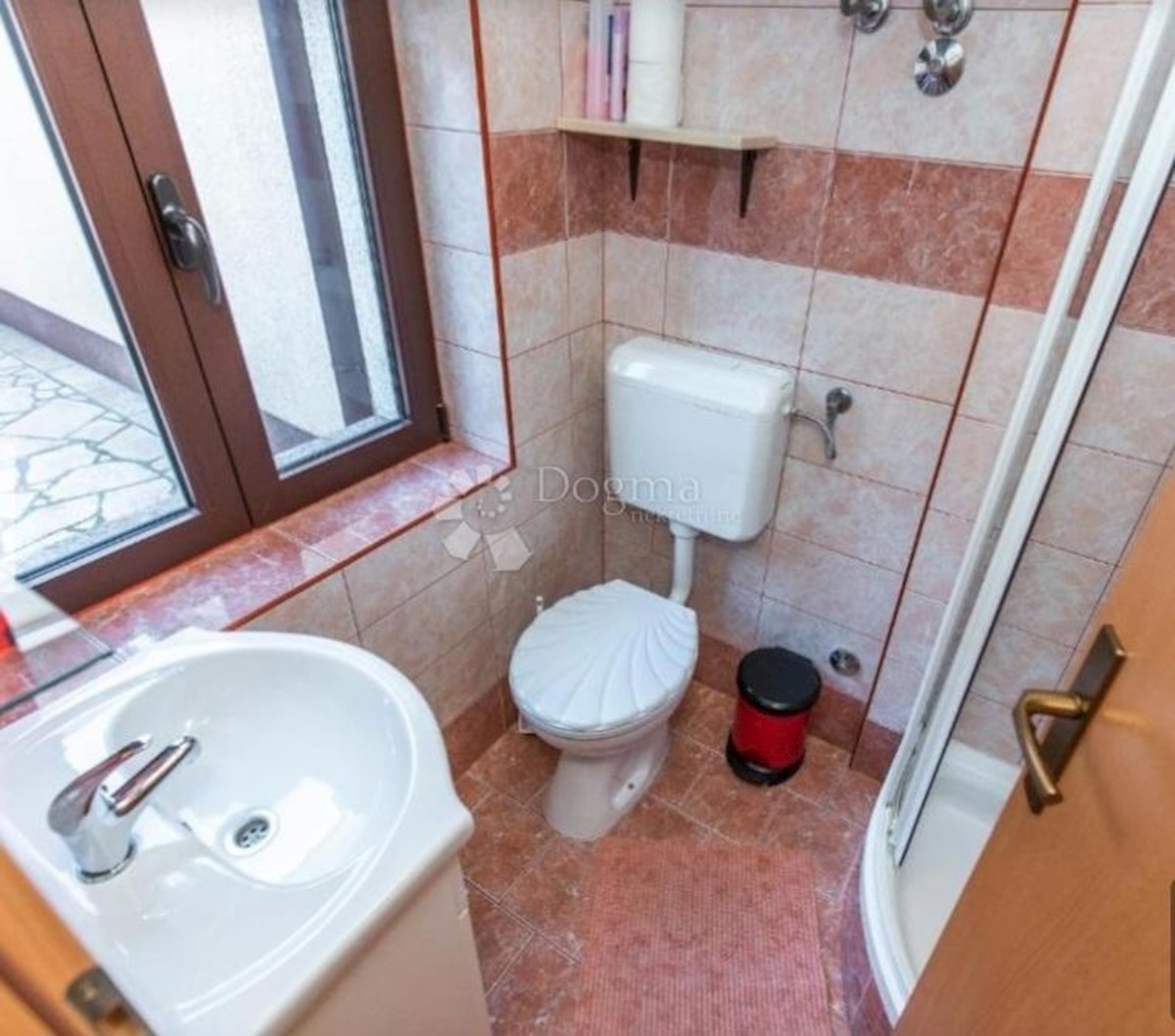 Flat For rent - PRIMORSKO-GORANSKA BAKAR