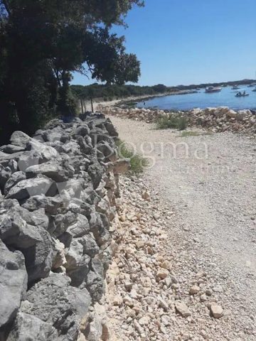 Parcela na predaj 17966 m² – Novalja
