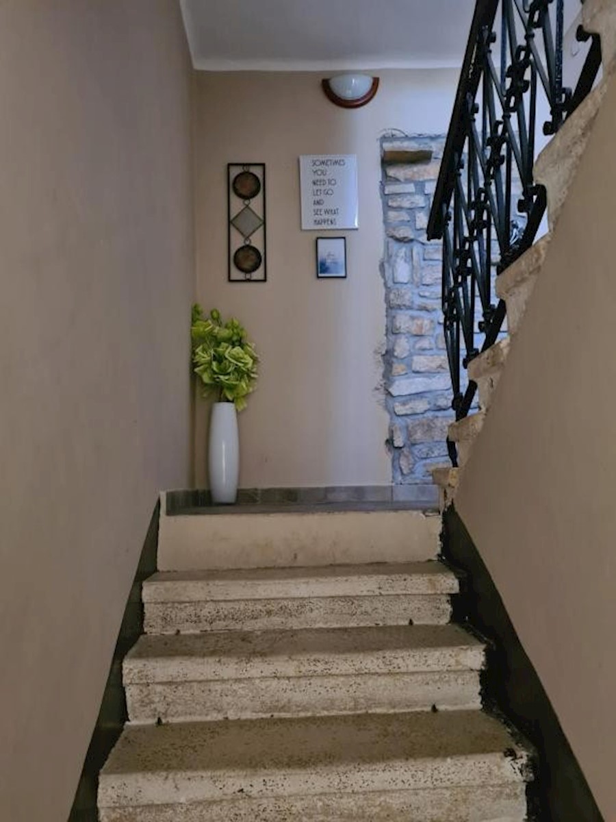 Kuća Na prodaju - ISTARSKA MEDULIN