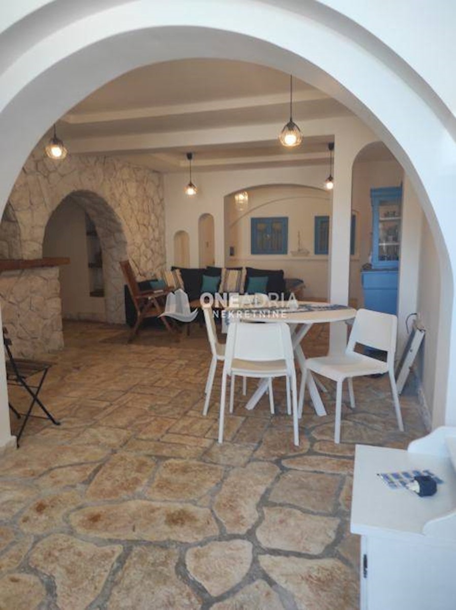 Flat For sale - PRIMORSKO-GORANSKA MALI LOŠINJ
