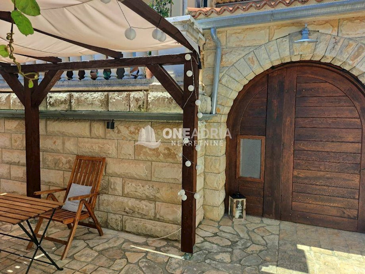 Flat For sale - PRIMORSKO-GORANSKA MALI LOŠINJ