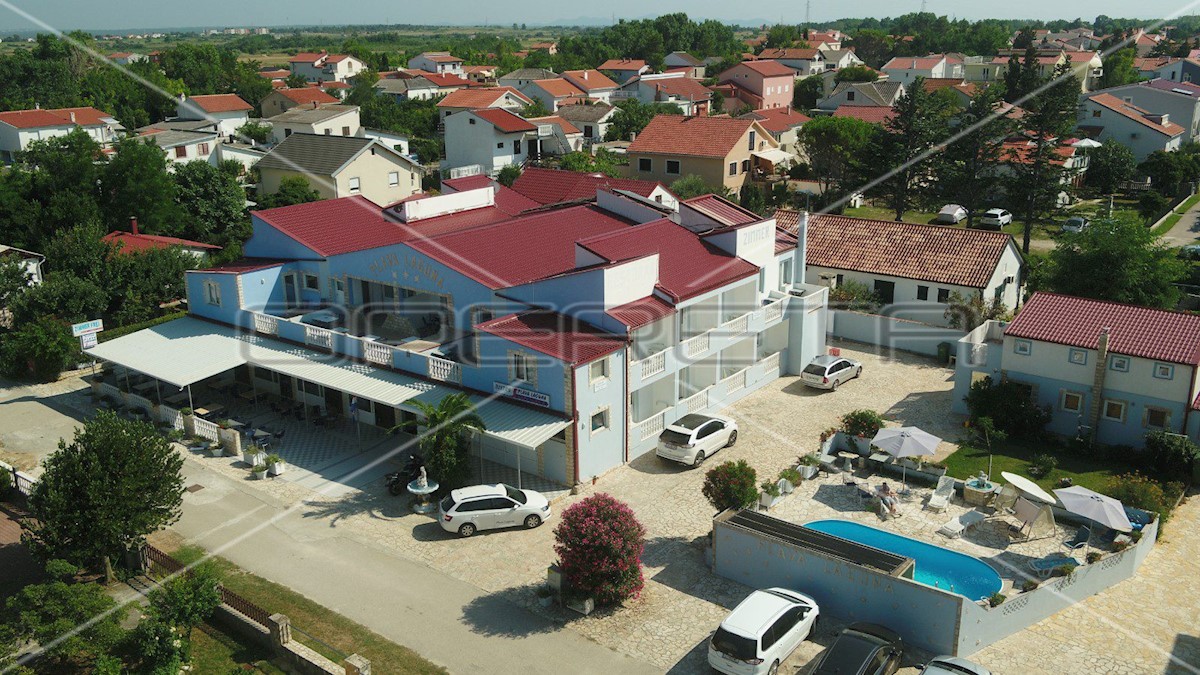 Business premises For sale - ZADARSKA PRIVLAKA