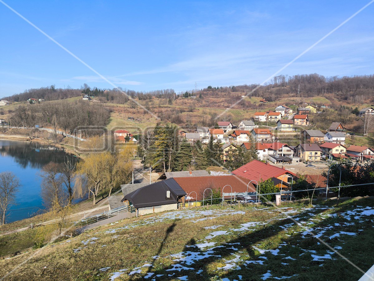 Terreno In vendita - KARLOVAČKA DUGA RESA