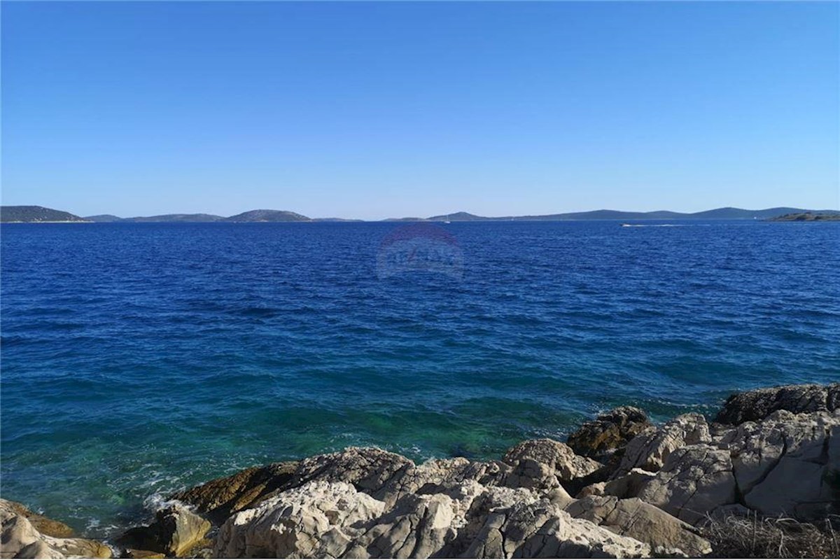 Land For sale - SPLITSKO-DALMATINSKA MARINA