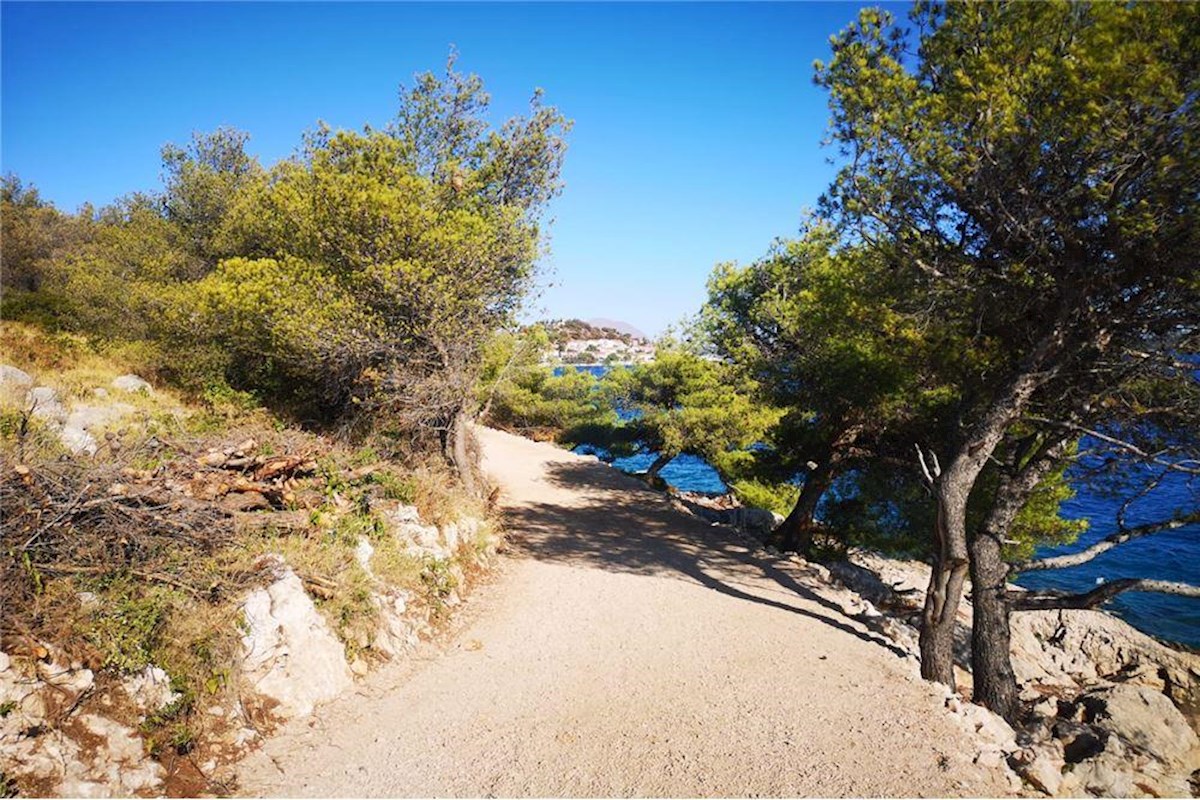 Land For sale - SPLITSKO-DALMATINSKA MARINA