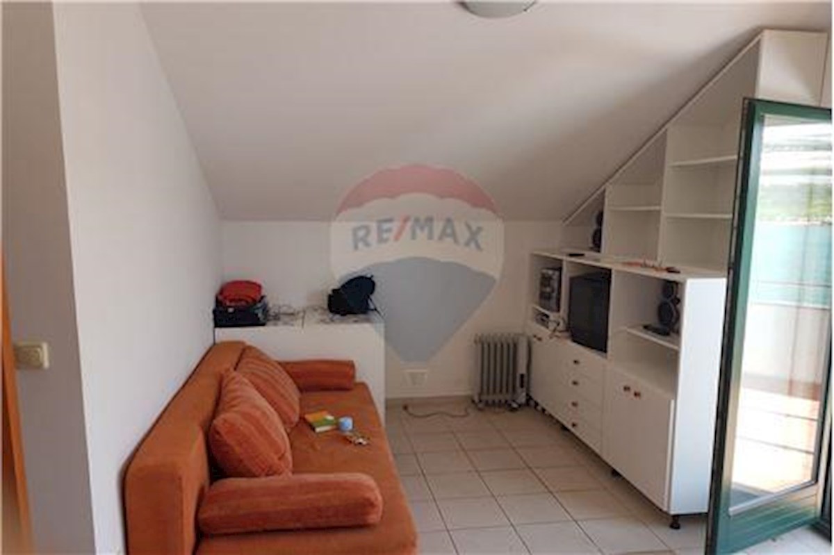 Flat For sale - LIČKO-SENJSKA NOVALJA