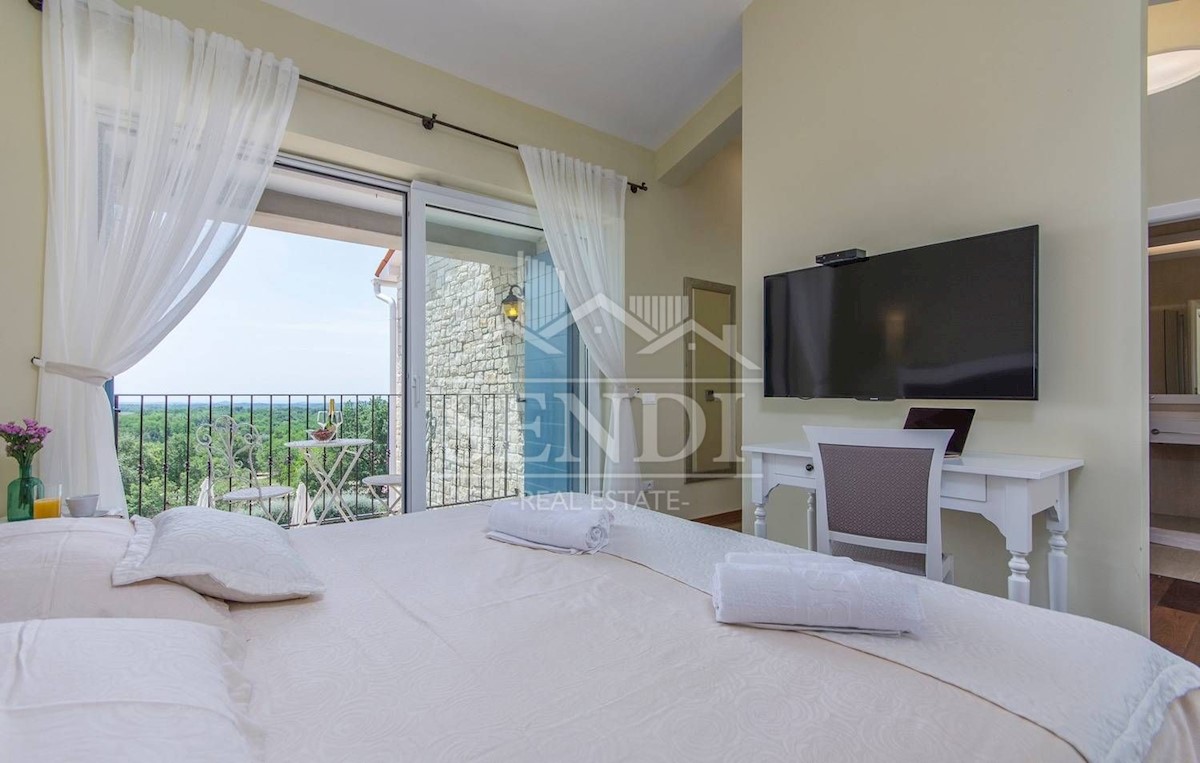 House For sale - Istarska Višnjan - foto 5/8