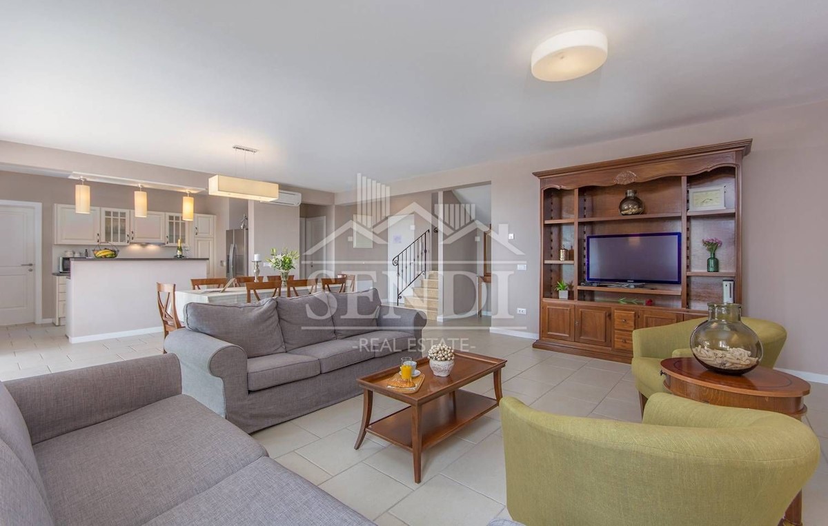 House For sale - ISTARSKA VIŠNJAN