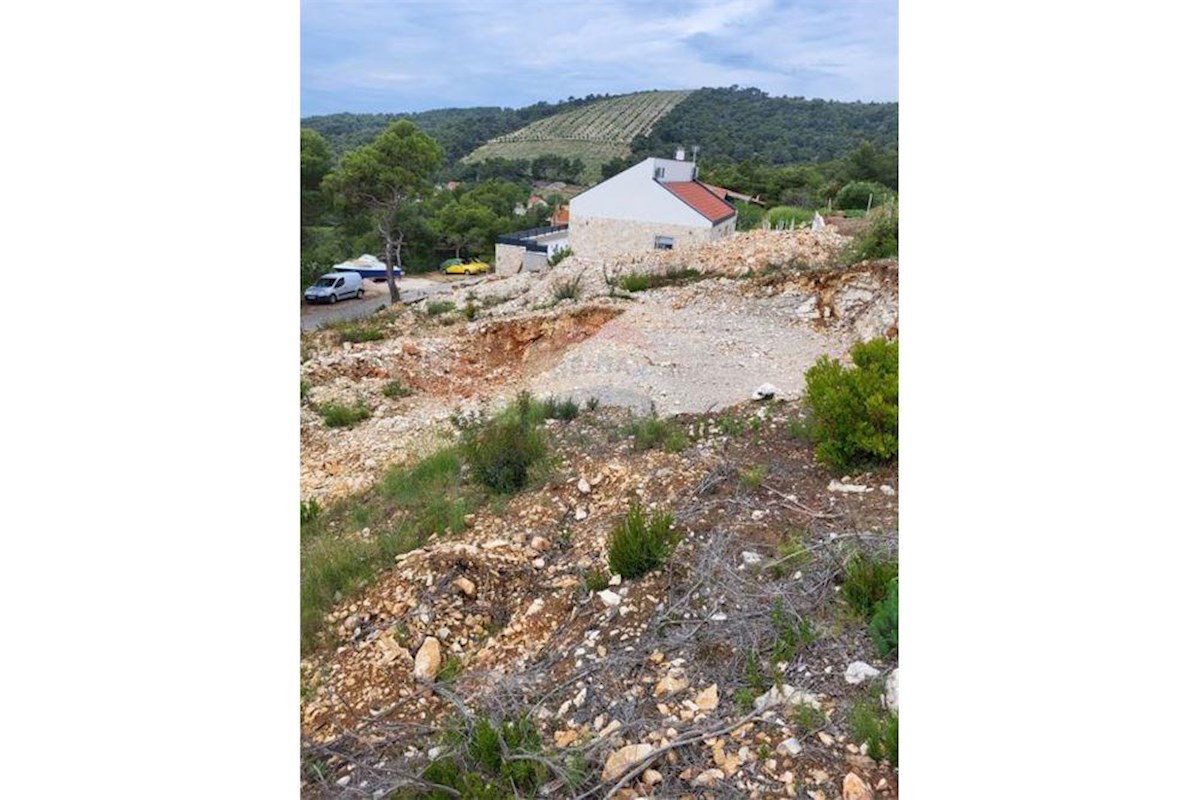 Land For sale - SPLITSKO-DALMATINSKA VIS