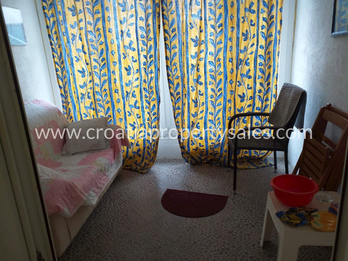 Flat For sale - SPLITSKO-DALMATINSKA ŠOLTA