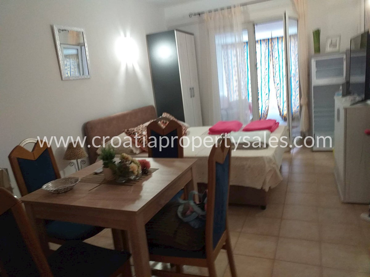 Apartmán Na predaj - SPLITSKO-DALMATINSKA ŠOLTA