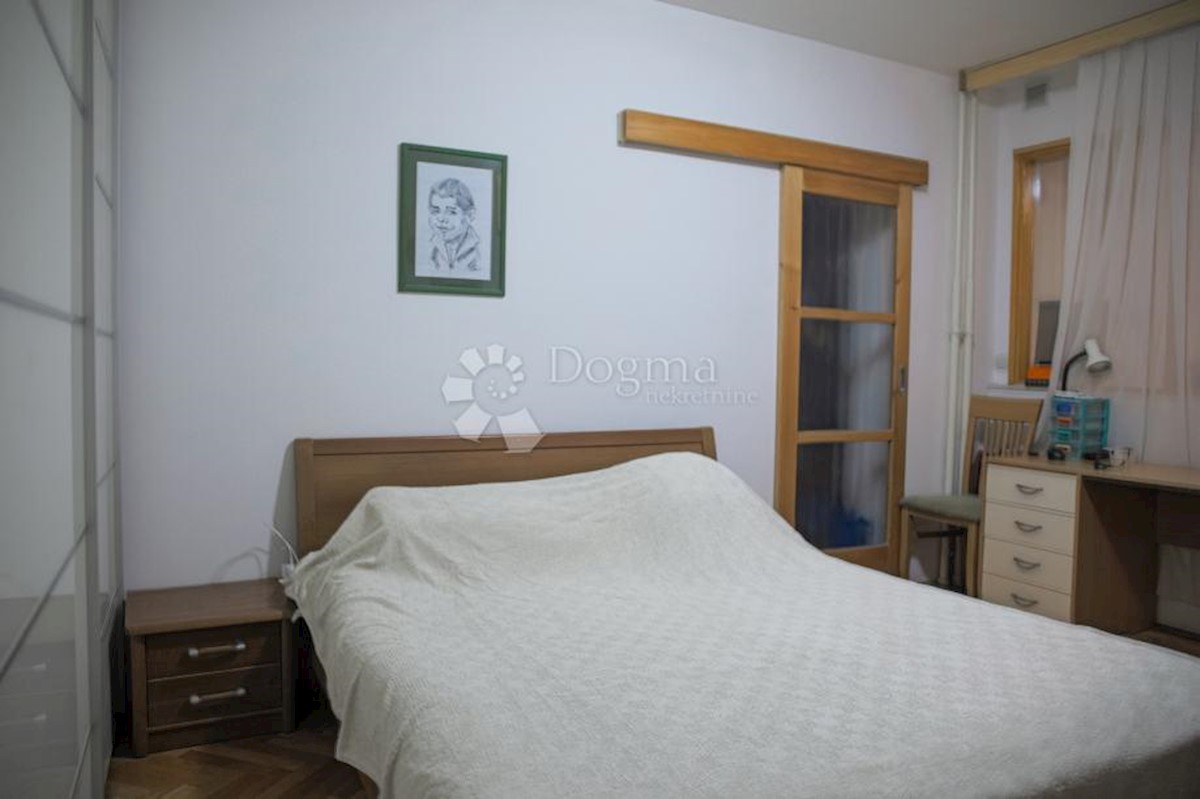 Apartma Na predaj - SPLITSKO-DALMATINSKA SPLIT