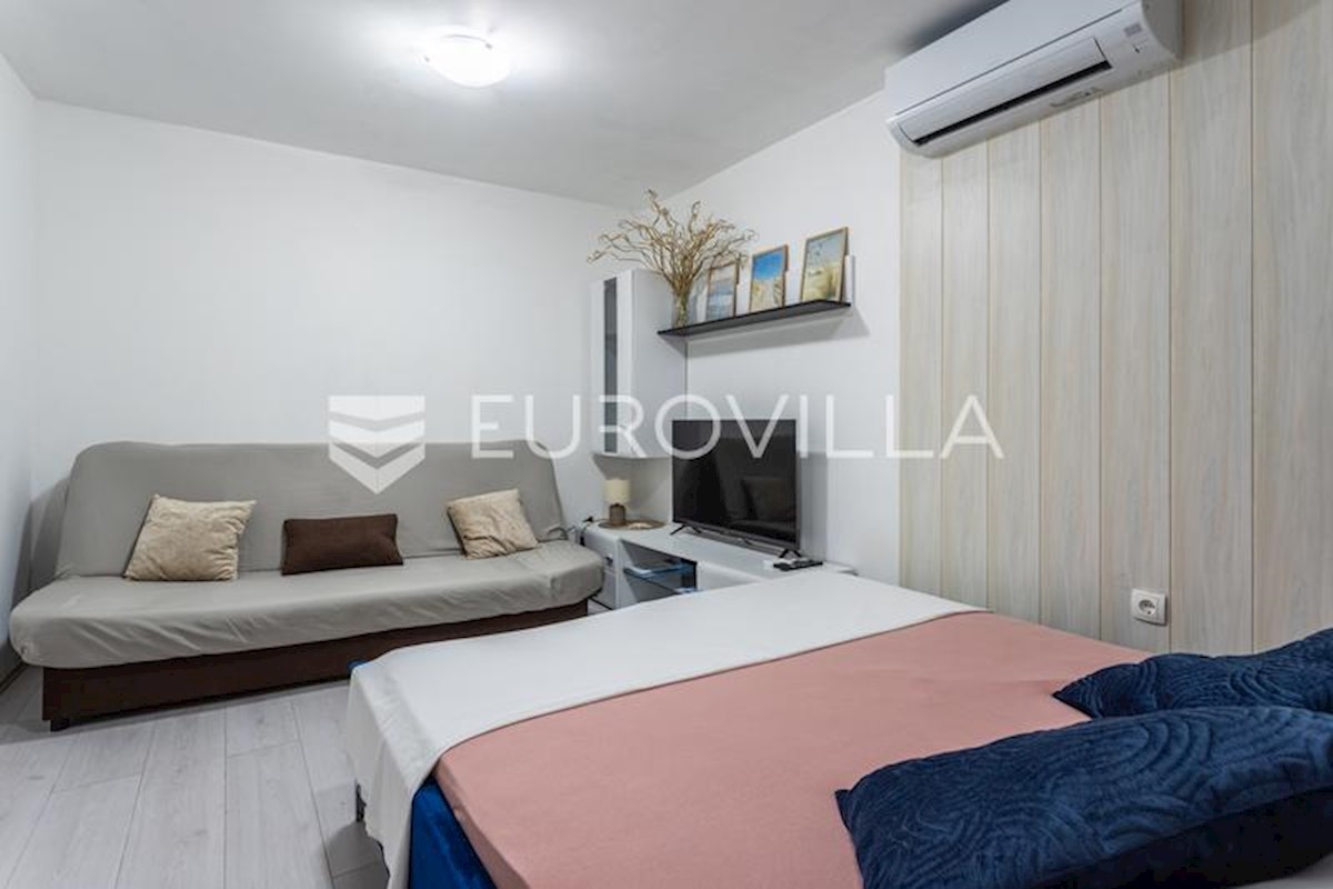 Apartment Zu verkaufen - SPLITSKO-DALMATINSKA KAŠTELA