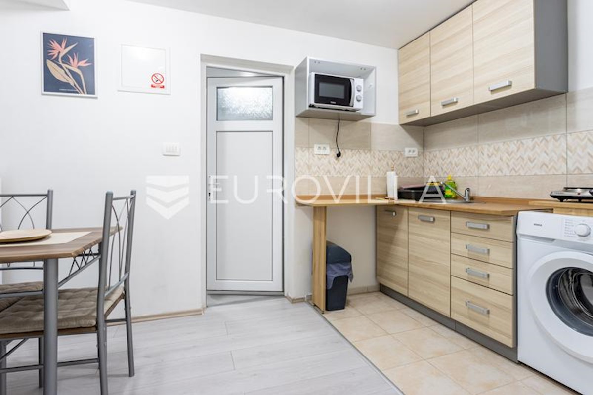 Apartmán Na prodej - SPLITSKO-DALMATINSKA KAŠTELA