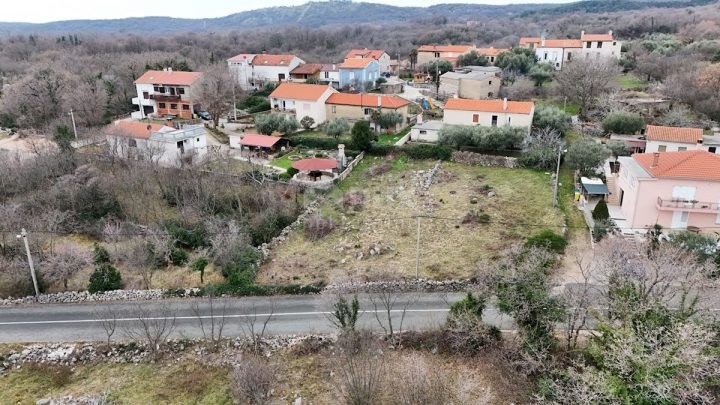 Land for sale 931 m² – Risika