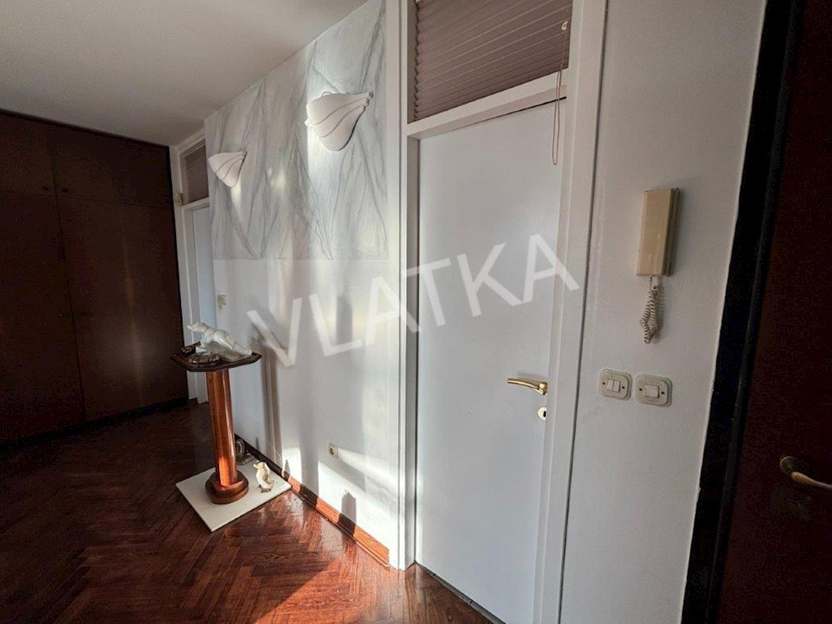 Apartmán Na predaj - GRAD ZAGREB ZAGREB