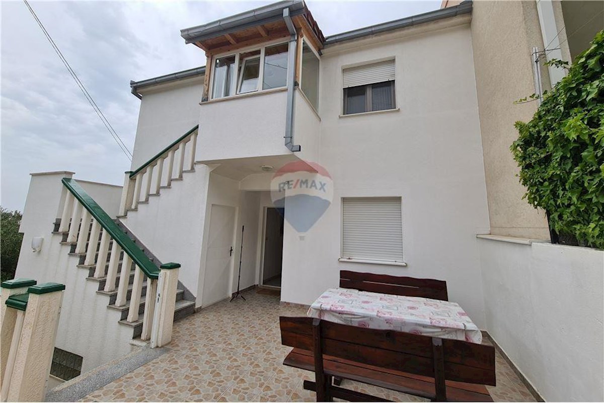 House For sale - SPLITSKO-DALMATINSKA DUGI RAT