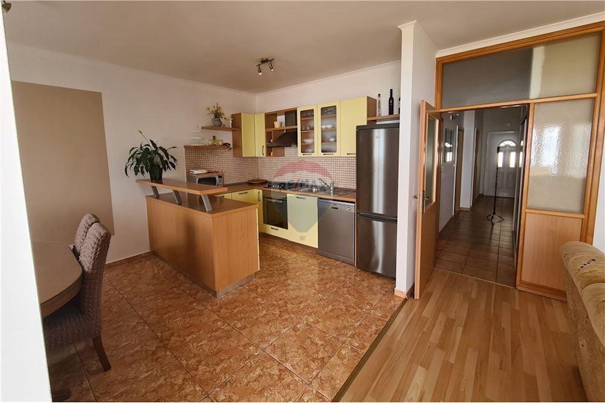 Flat For sale - SPLITSKO-DALMATINSKA DUGI RAT