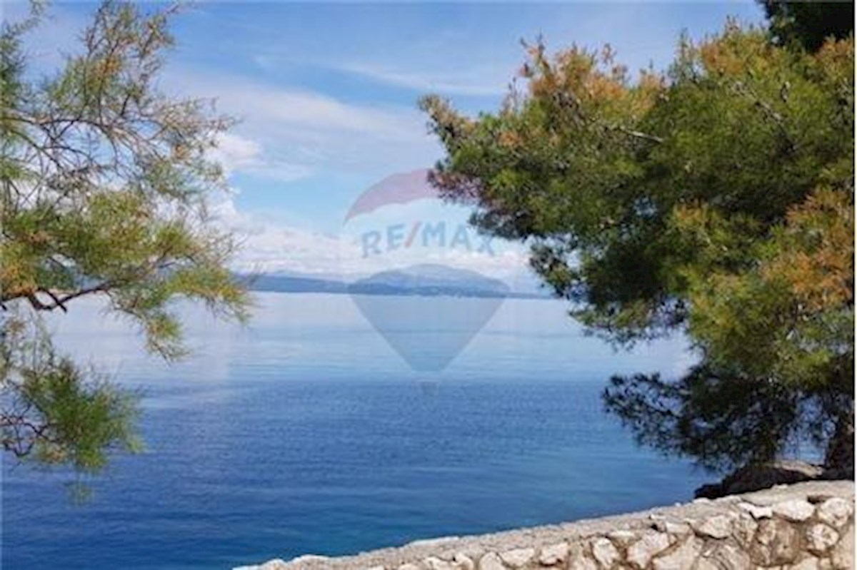 Land For sale - SPLITSKO-DALMATINSKA HVAR