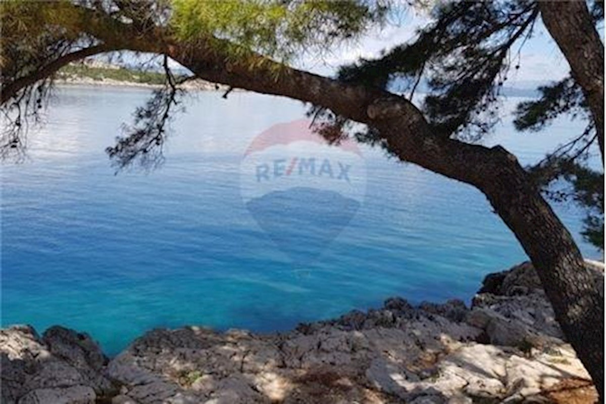 Land For sale - SPLITSKO-DALMATINSKA HVAR