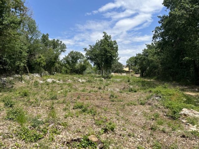 Grundstück zu verkaufen 1350 m² – Sveti Lovreč Pazenatički