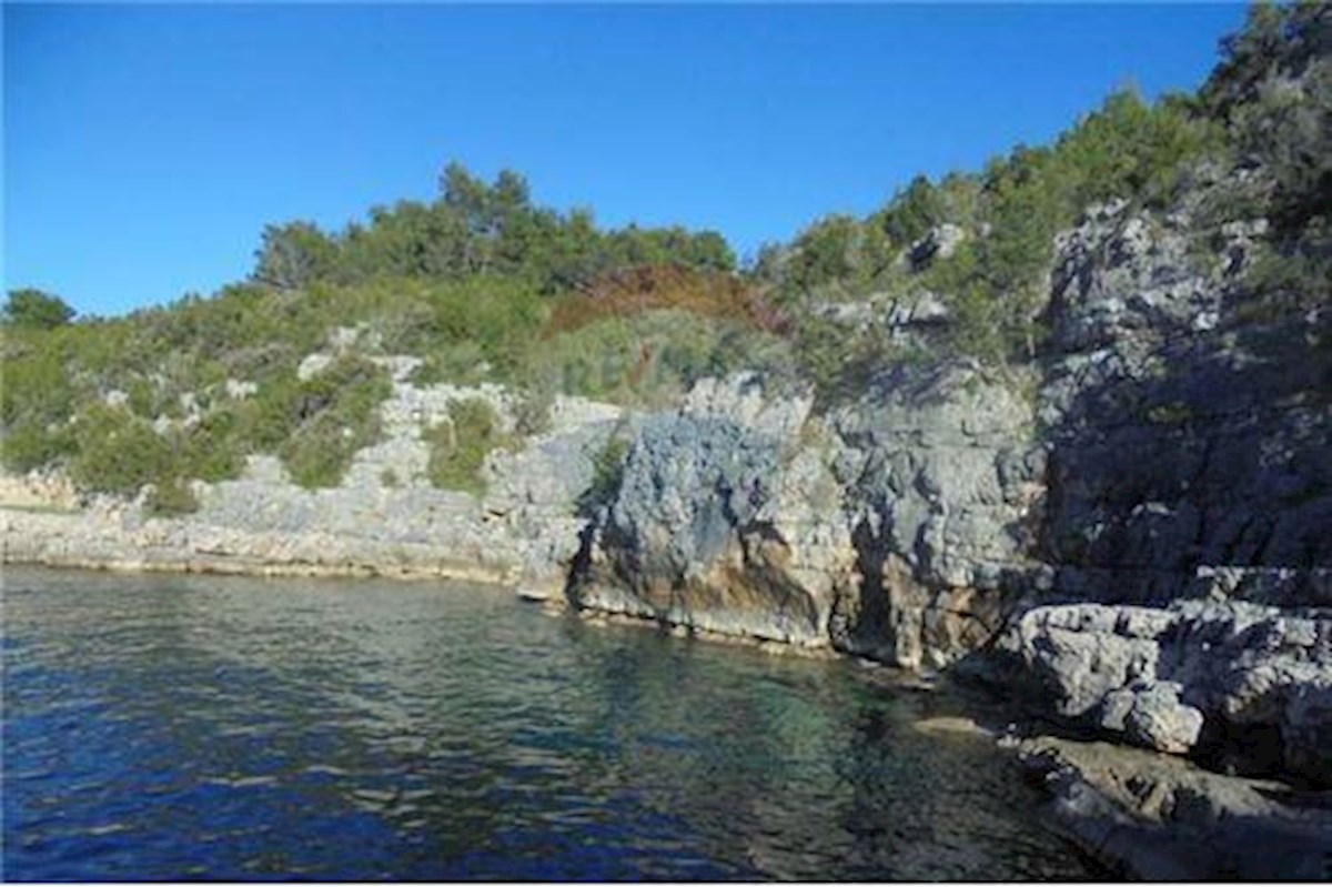 Land For sale - SPLITSKO-DALMATINSKA HVAR