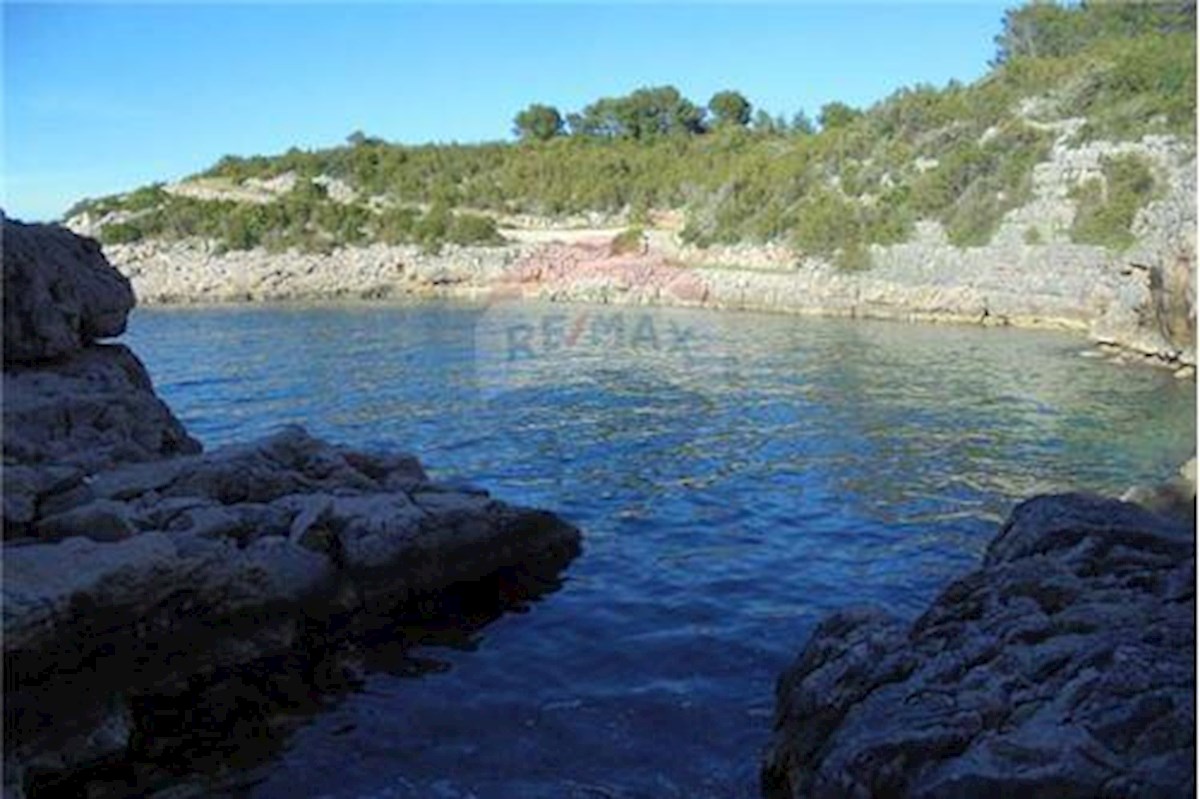 Land For sale - SPLITSKO-DALMATINSKA HVAR