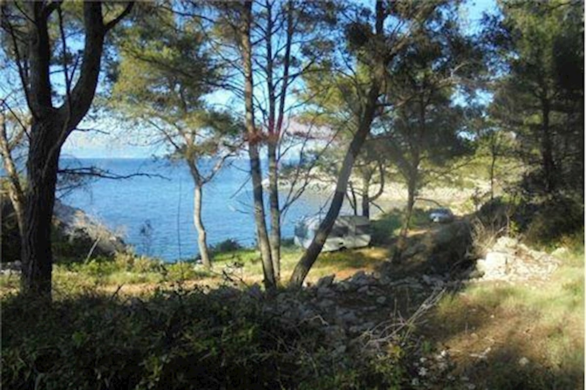 Land For sale - SPLITSKO-DALMATINSKA HVAR