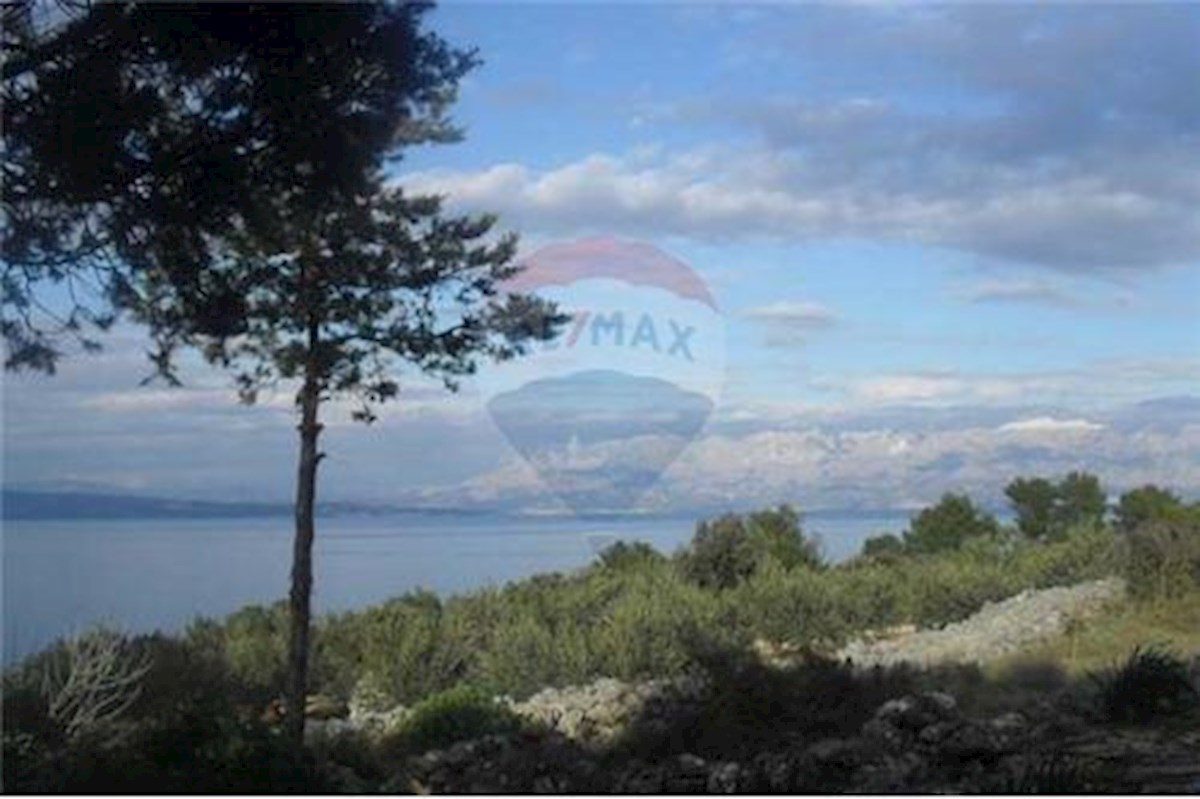 Land For sale - SPLITSKO-DALMATINSKA HVAR