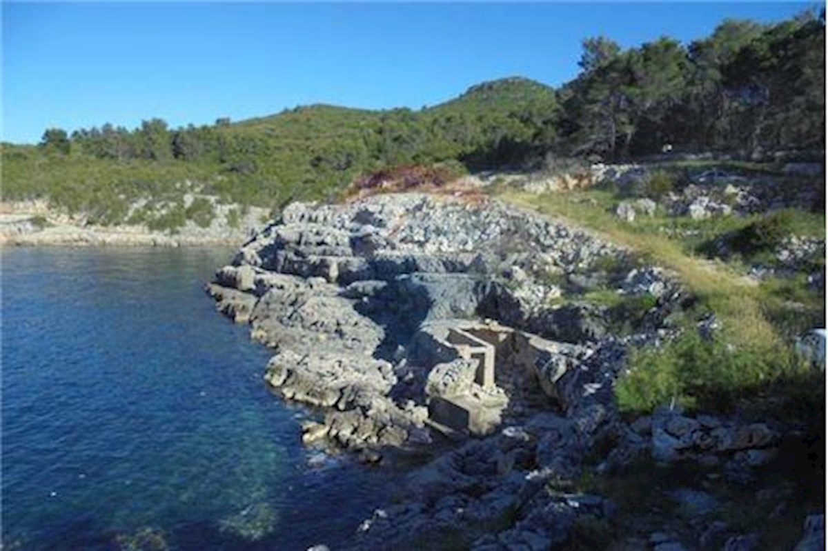 Land For sale - SPLITSKO-DALMATINSKA HVAR