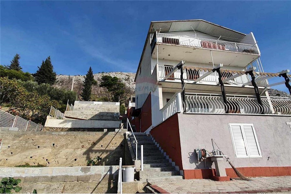 Casa In vendita - SPLITSKO-DALMATINSKA SPLIT