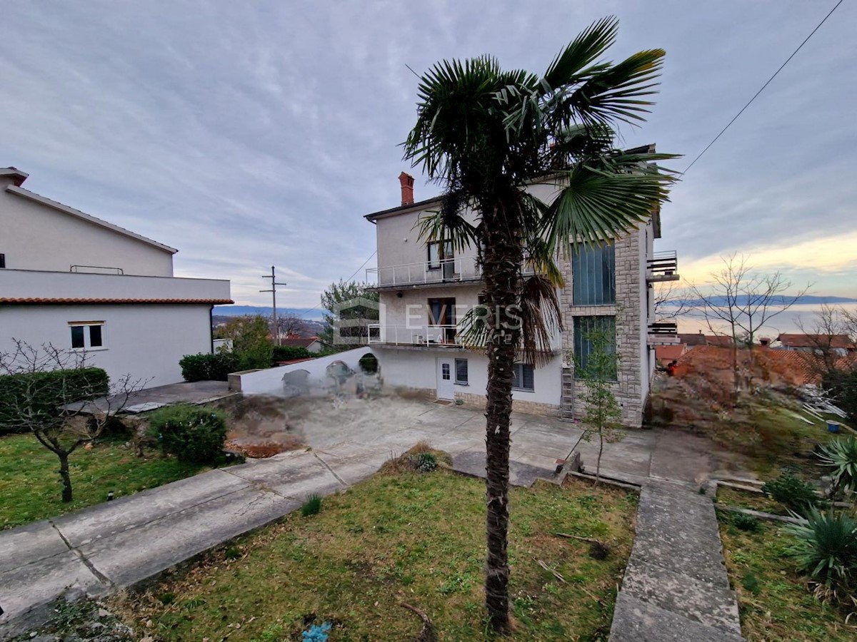 Appartement À vendre - PRIMORSKO-GORANSKA KASTAV