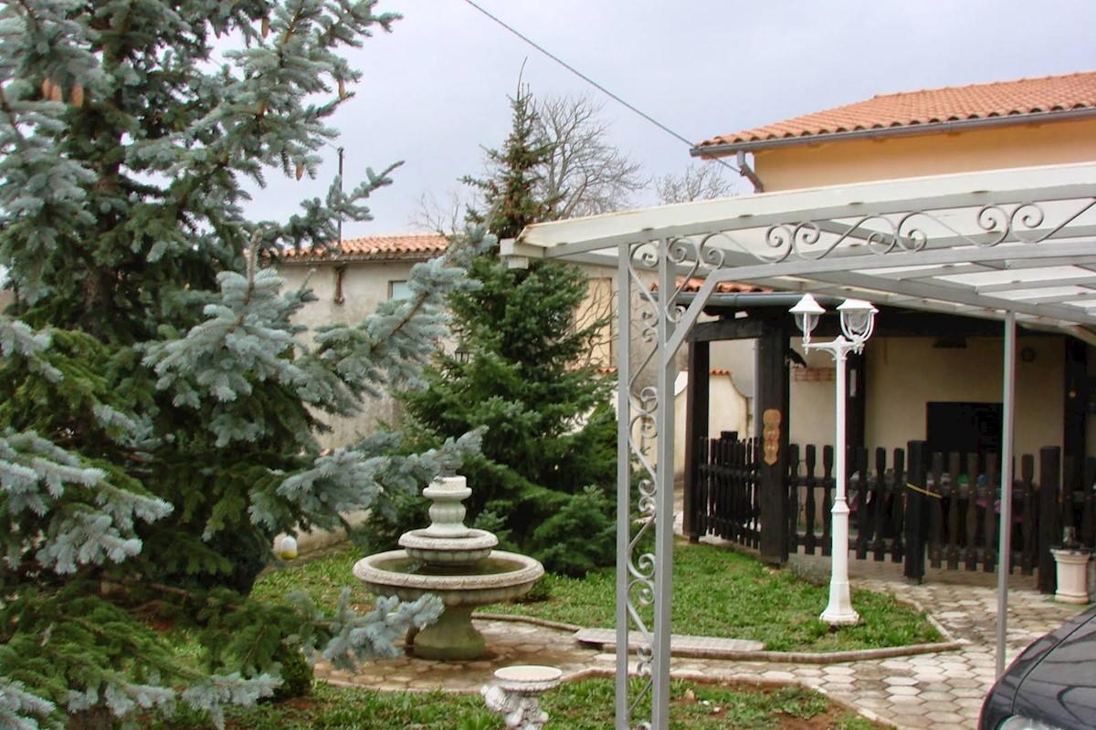 House For sale - ISTARSKA ŽMINJ