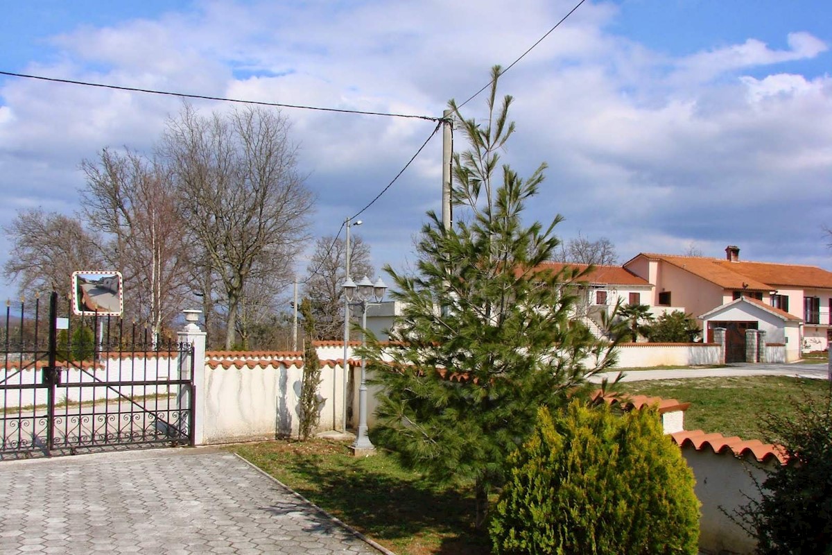 House For sale - ISTARSKA ŽMINJ